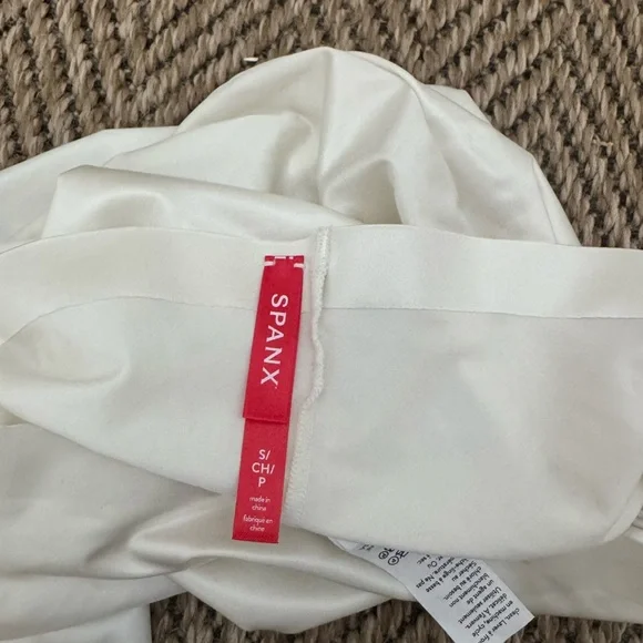 NWT Set of Spanx Satin‎ Shaping Underwear & Shape Short Color Linen Size Small - Picture 7 of 7